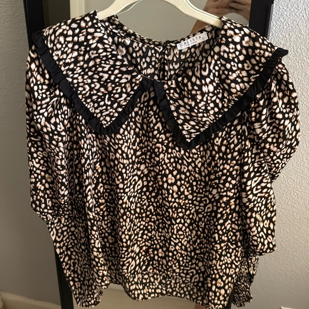 CALISTA Cheetah blouse size L